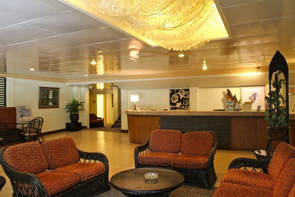 Hotel Cesario Мактан Экстерьер фото